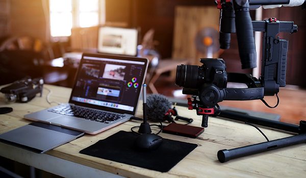 Graphics-How-to-Live-Stream-Virtual-Reality